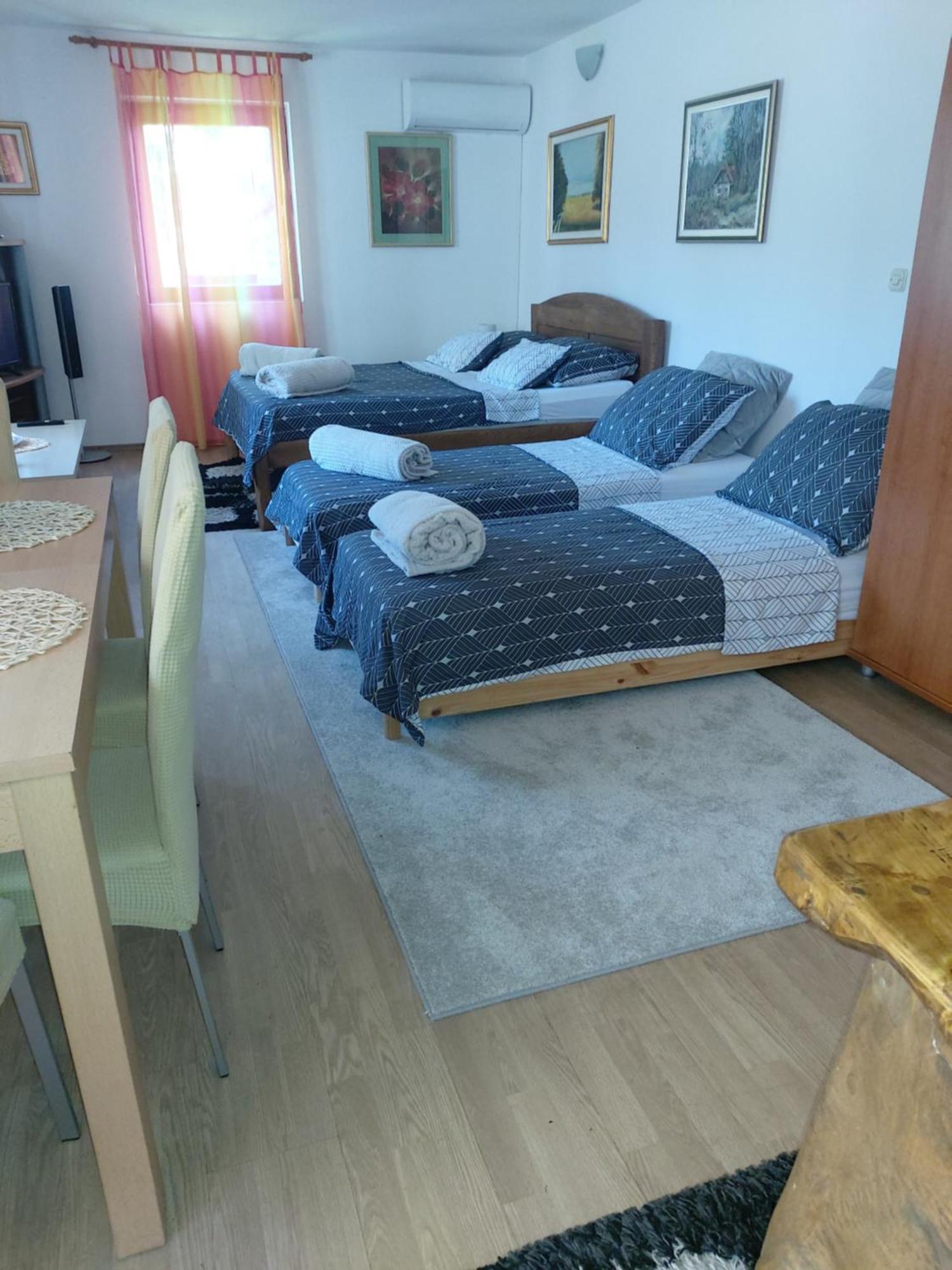 Studio Apartman Kotro Pélmonostor Kültér fotó